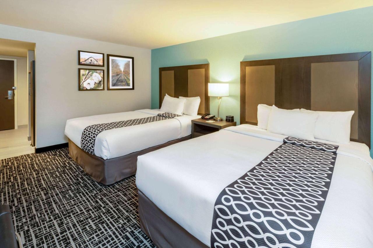La Quinta By Wyndham Jonesboro Hotel Exterior photo