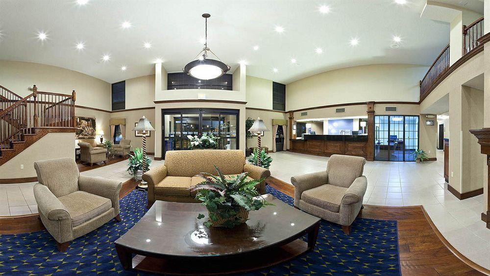 La Quinta By Wyndham Jonesboro Hotel Exterior photo