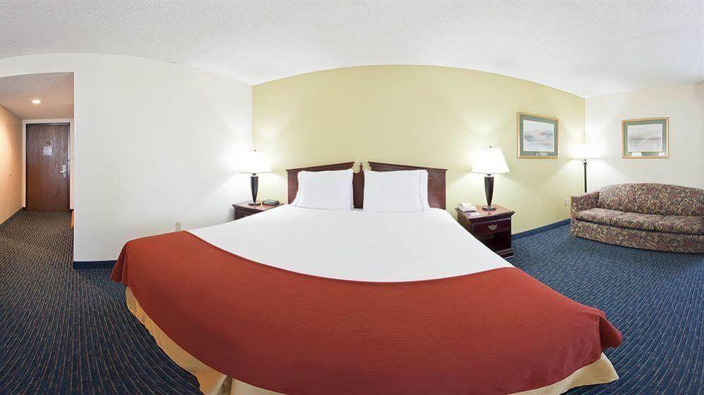 La Quinta By Wyndham Jonesboro Hotel Exterior photo